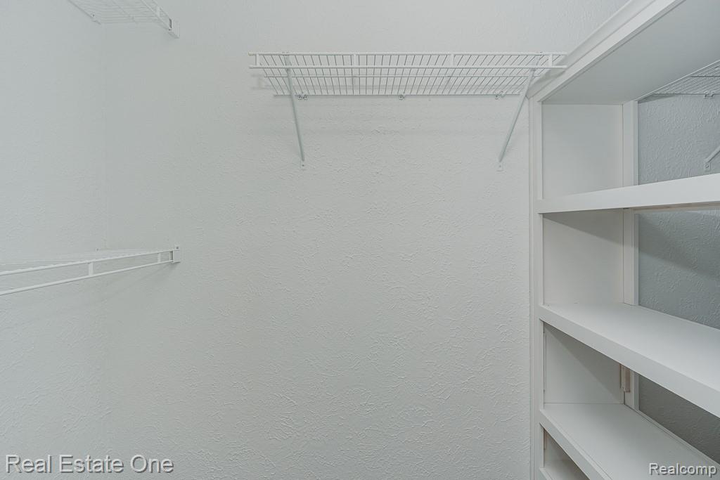 10185 N Genesee Road, Mount Morris, MI 48458 — Photo 15