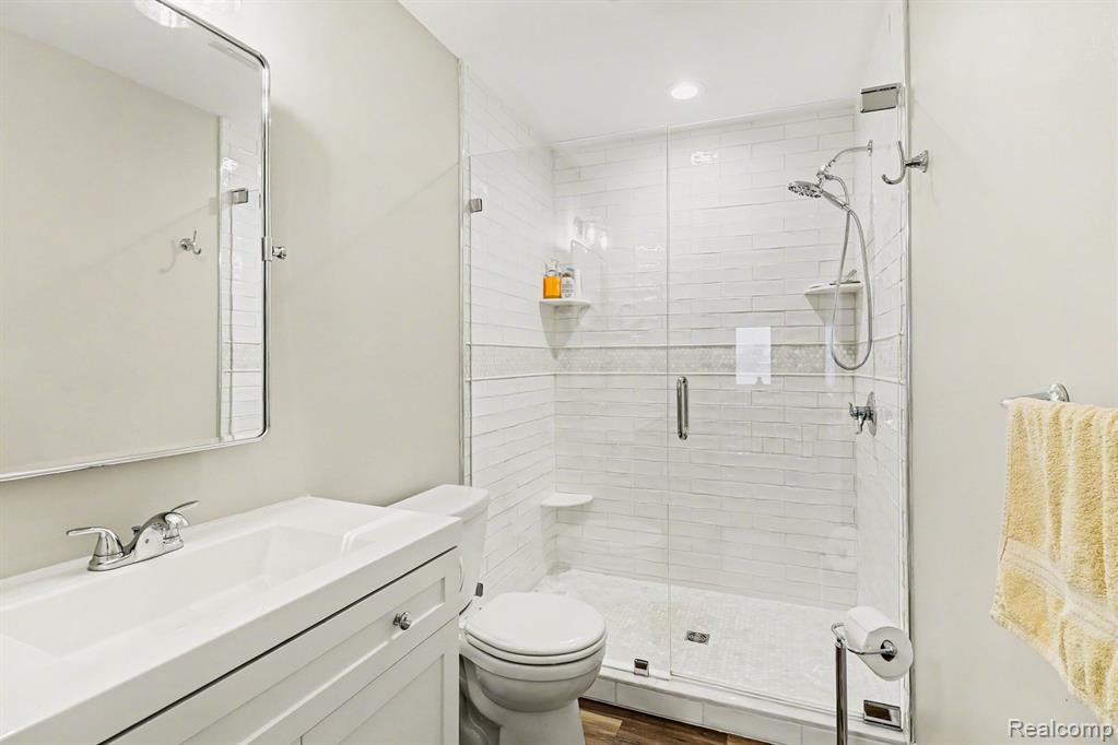 4372 Lamson Drive, Waterford, MI 48329 — Photo 20