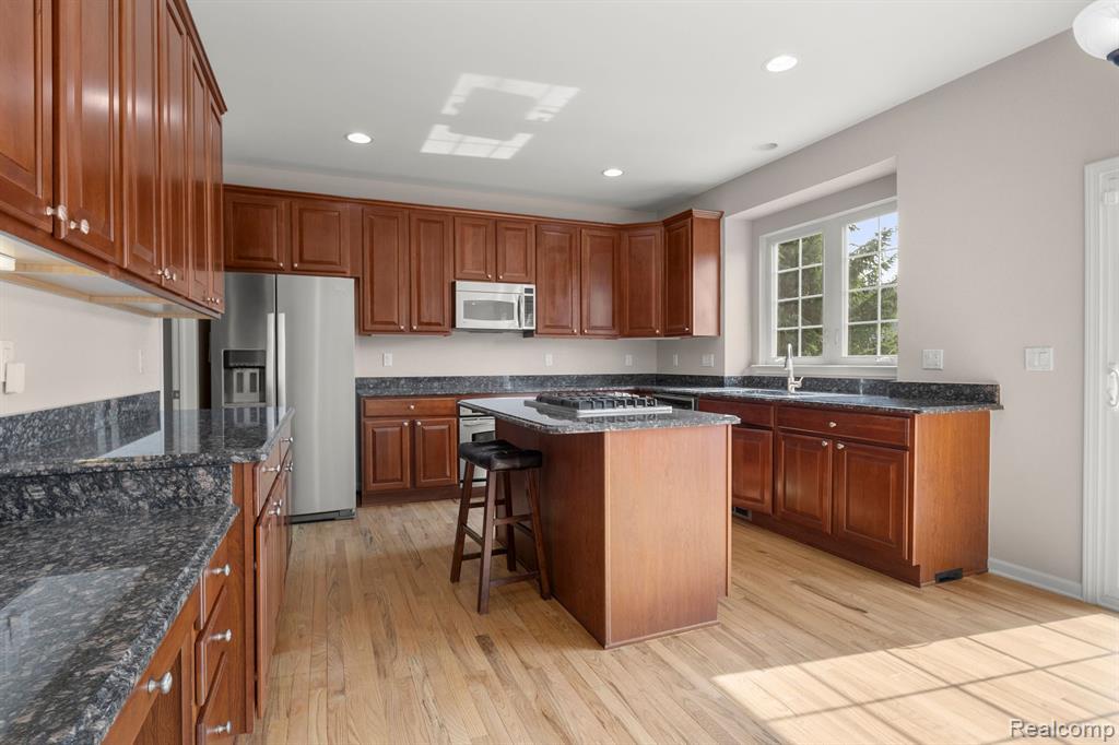 49137 FREESTONE Drive, Northville, MI 48168 — Photo 25