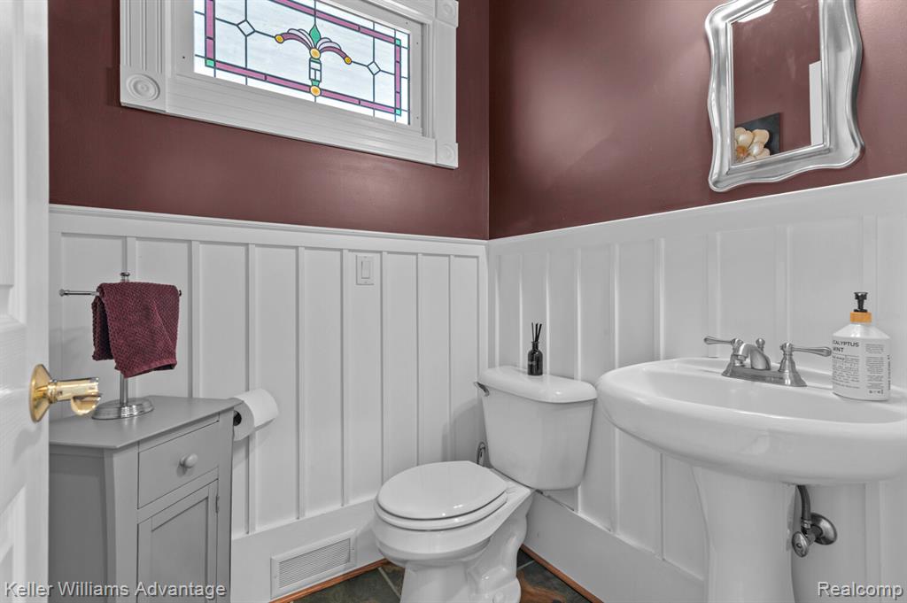 4710 Botany Glen, Commerce Twp, MI 48382 — Photo 17
