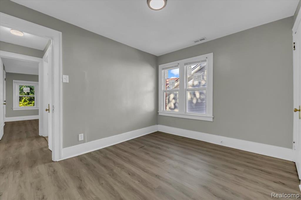 5511-5513 Somerset Avenue, Detroit, MI 48224 — Photo 19