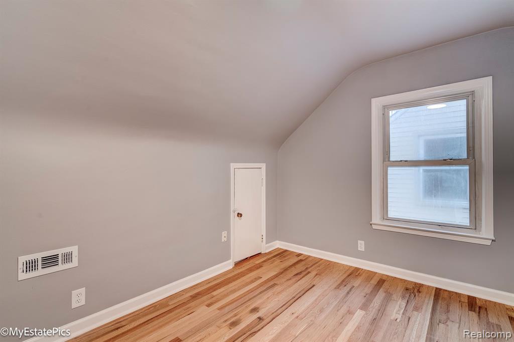 6151 HELEN Street, Garden City, MI — Photo 34