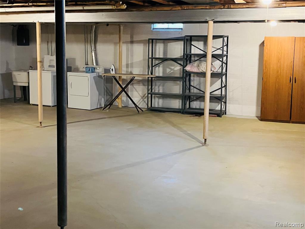 539 Zehnder Drive, Frankenmuth, MI 48734 — Photo 13