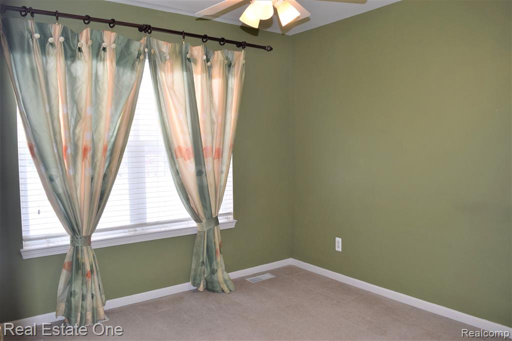 6993 WELLINGTON Drive, Dexter, MI 48130 — Photo 22