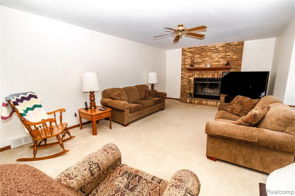 1511 Fish Lake Road, Lapeer, MI 48446 — Photo 7