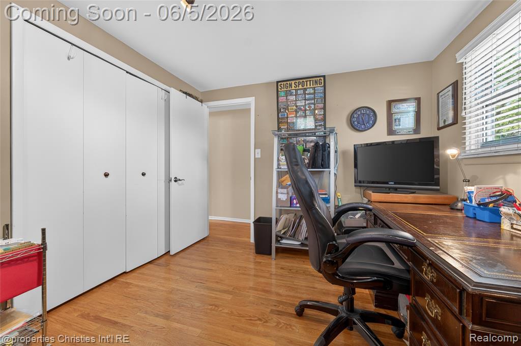 475 Henley Drive, Bloomfield Hills, MI 48304 — Photo 48