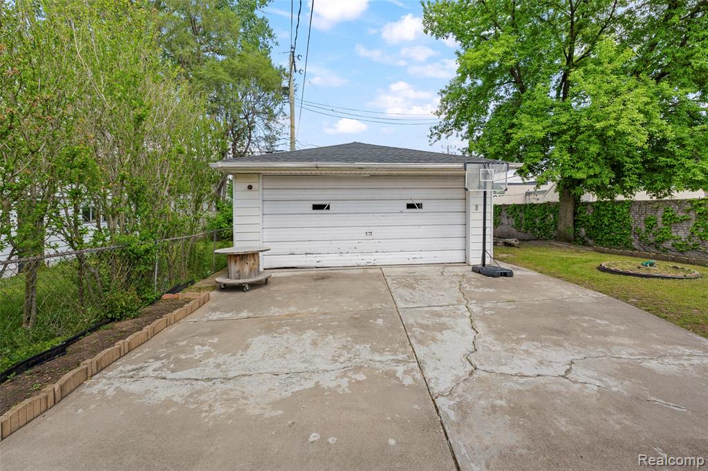5634 N Lafayette Street, Dearborn Heights, MI 48127 — Photo 6