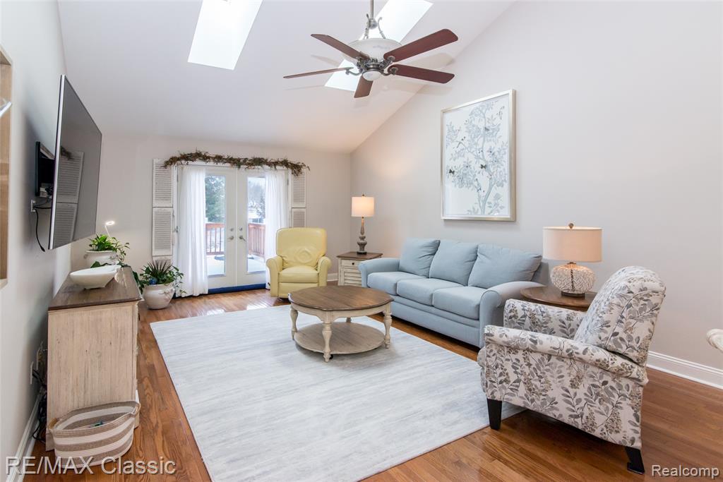 4655 Summer Ridge Drive, 17, Howell, MI 48843 — Photo 5