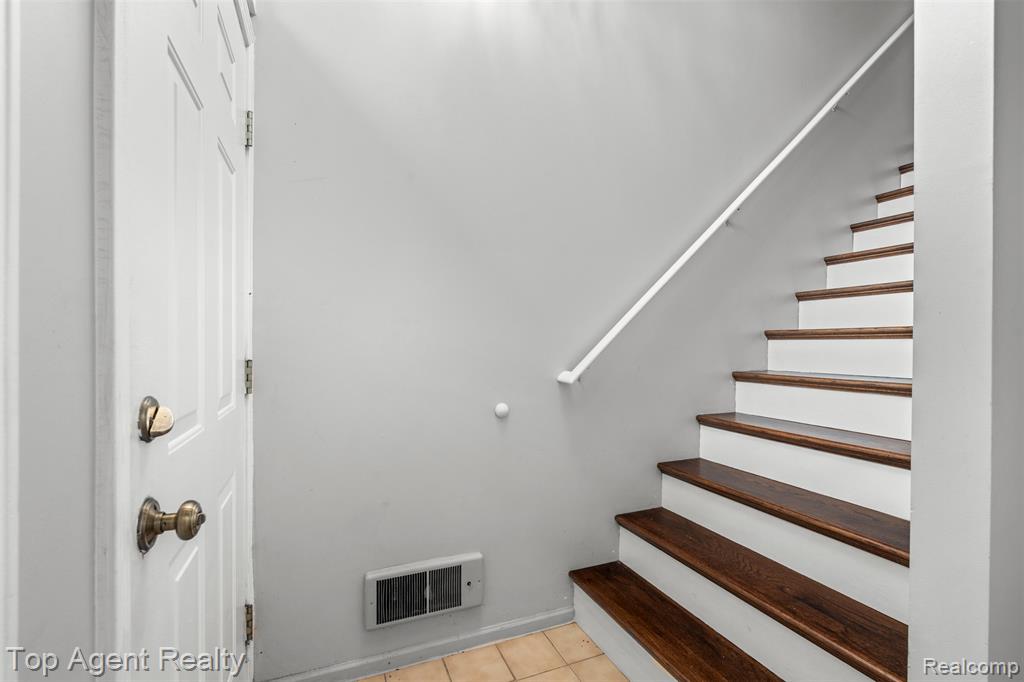 44935 Marigold Drive, Sterling Heights, MI 48314 — Photo 6