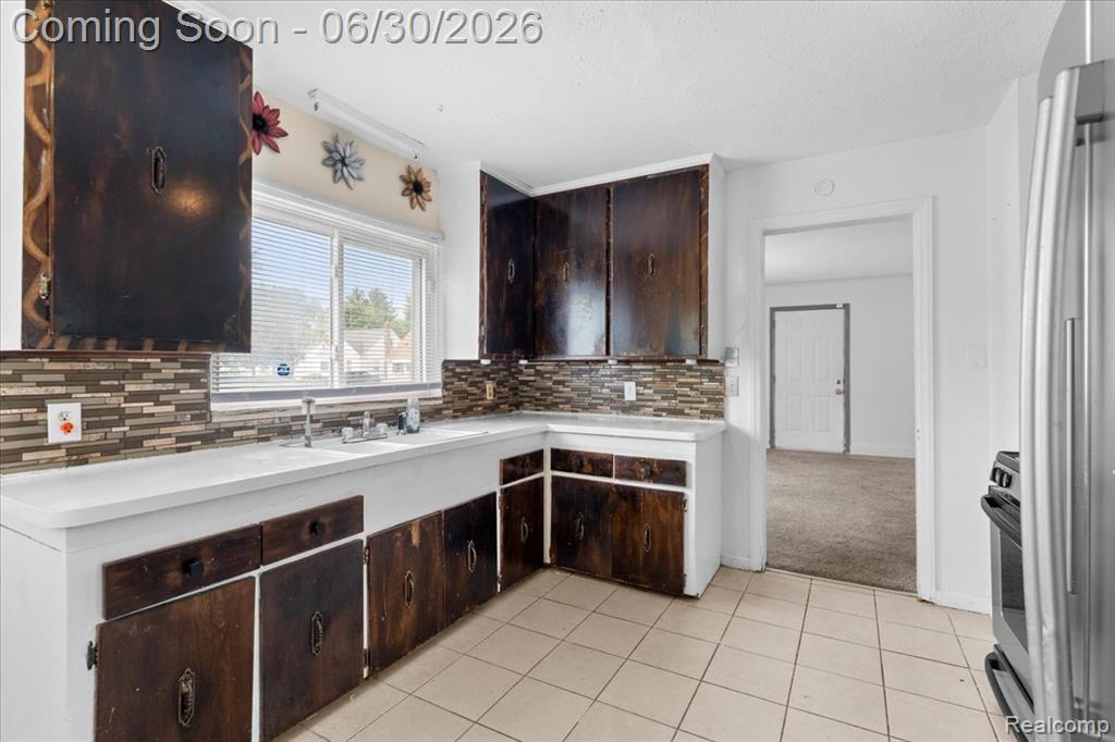 7400 Dolphin, Redford, MI 48239 — Photo 6