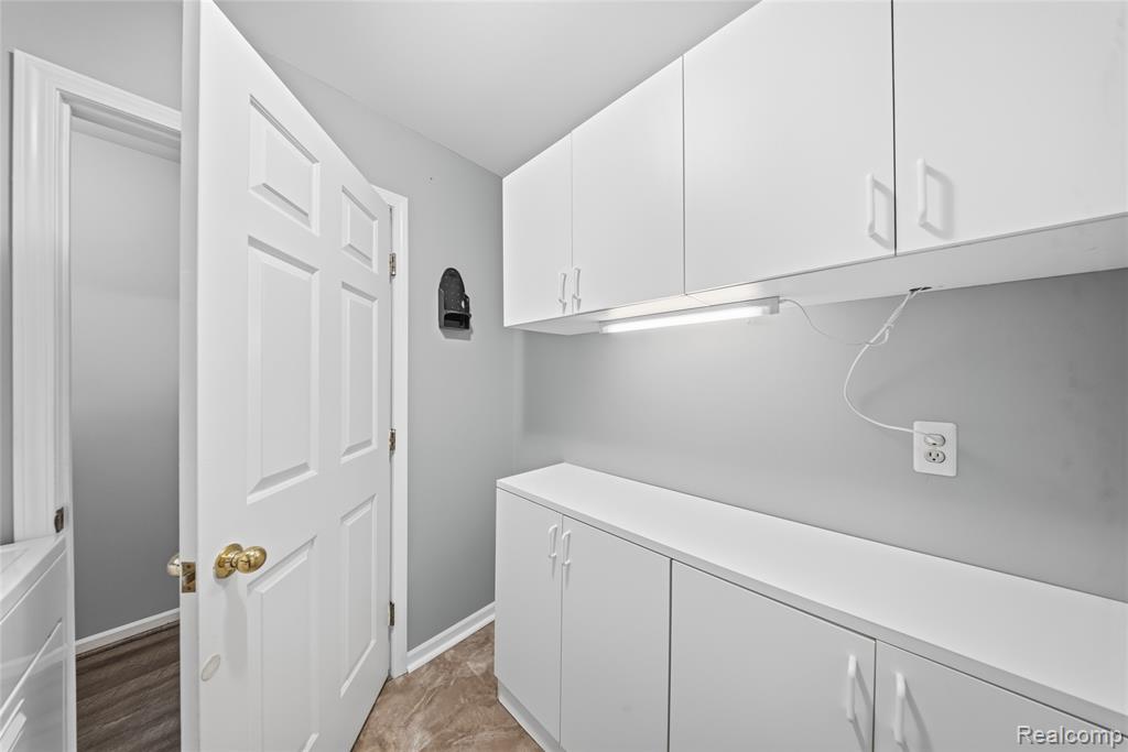 10177 Nancys Boulevard, 86, Grosse Ile, MI 48138 — Photo 22