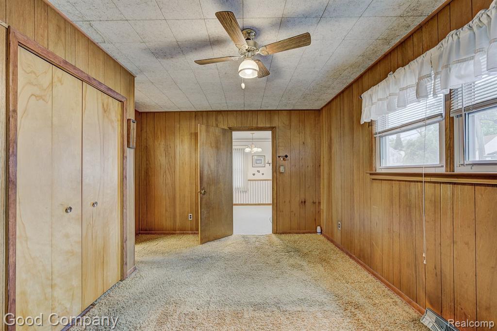 405 CHARLEVOIX Street, Clawson, MI — Photo 17