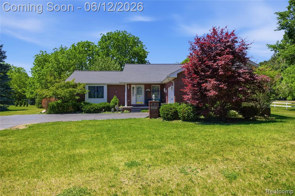 16362 Paddock Club Boulevard, Linden, MI 48451