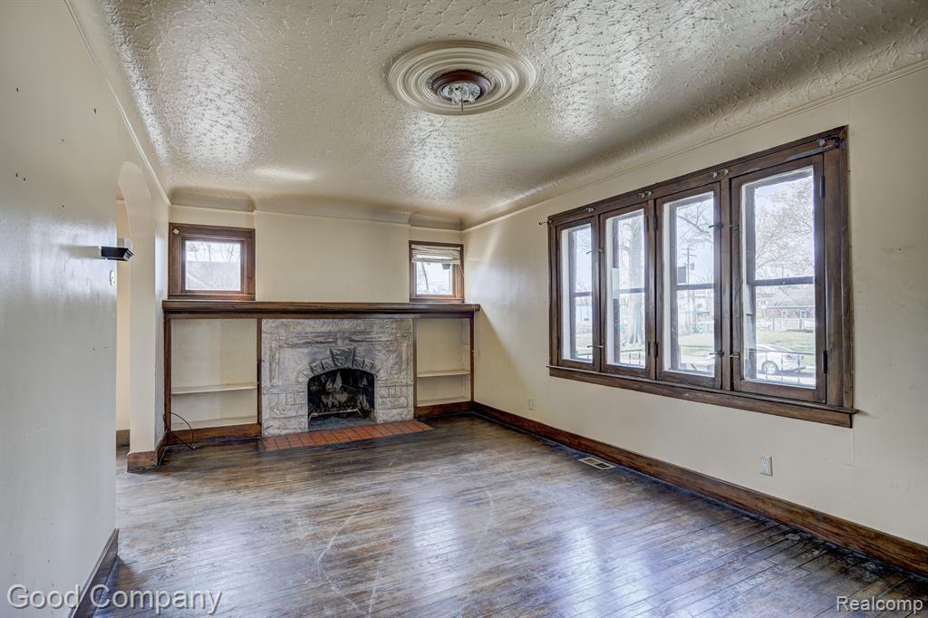 5050 THREE MILE Drive, Detroit, MI 48224 — Photo 3