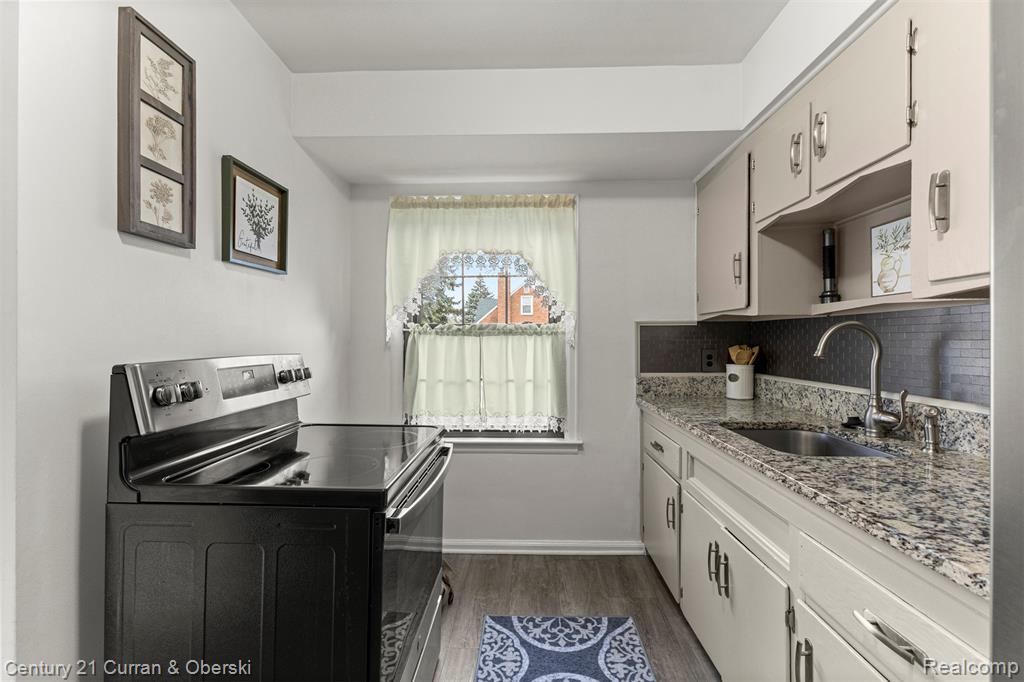 7609 Rosedale Boulevard, Allen Park, MI 48101 — Photo 17