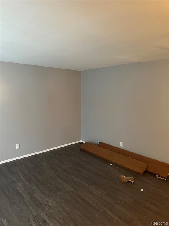 4900 Elmhurst Street, Detroit, MI 48204 — Photo 3