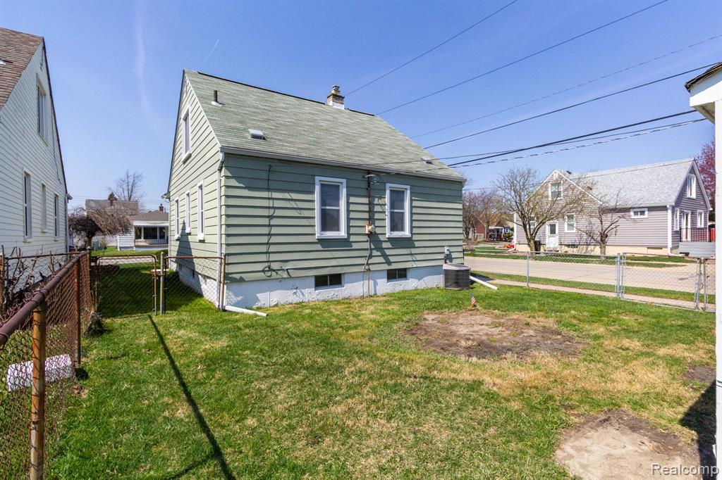 4205 17th Street, Wyandotte, MI 48192 — Photo 29