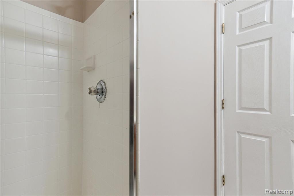 16699 CARRIAGE Way, Northville, MI 48168 — Photo 29