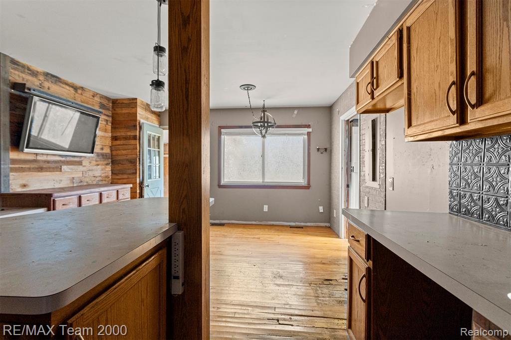 9267 Glenis Street, Taylor, MI 48180 — Photo 10