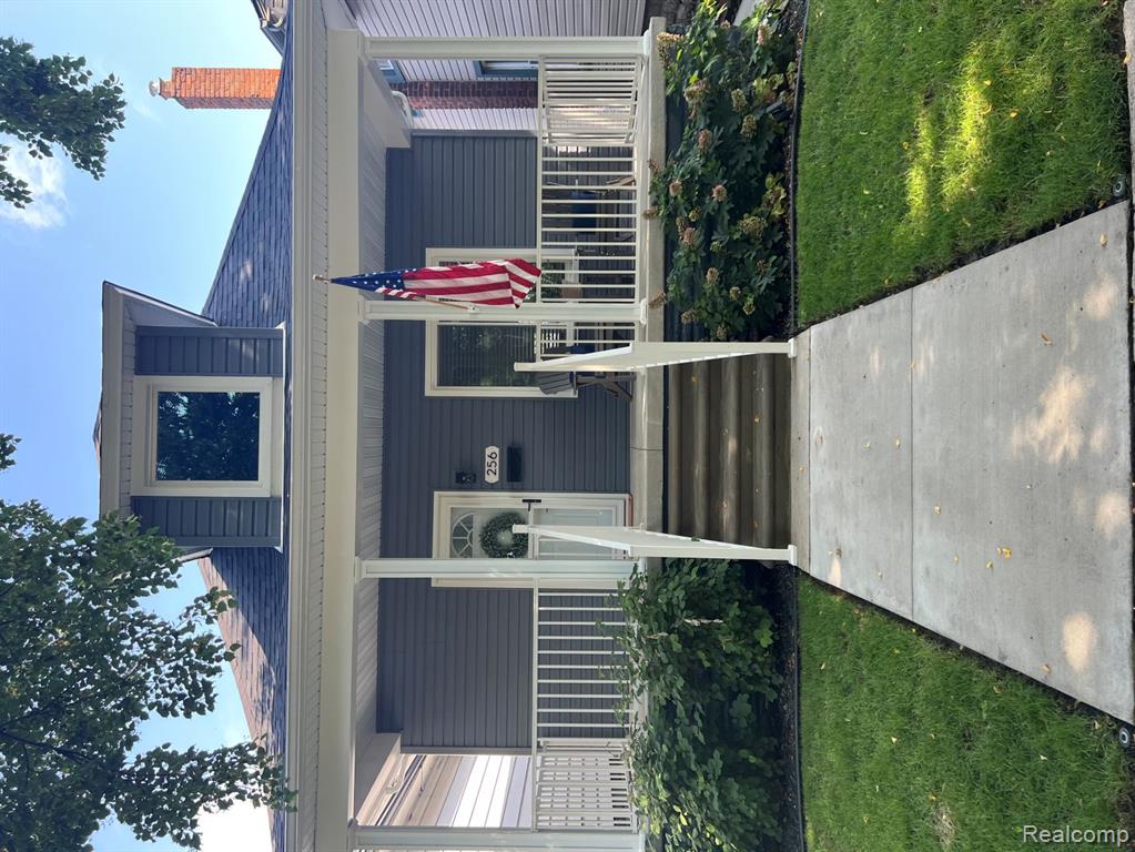 256 Hudson Street, Wyandotte, MI 48192