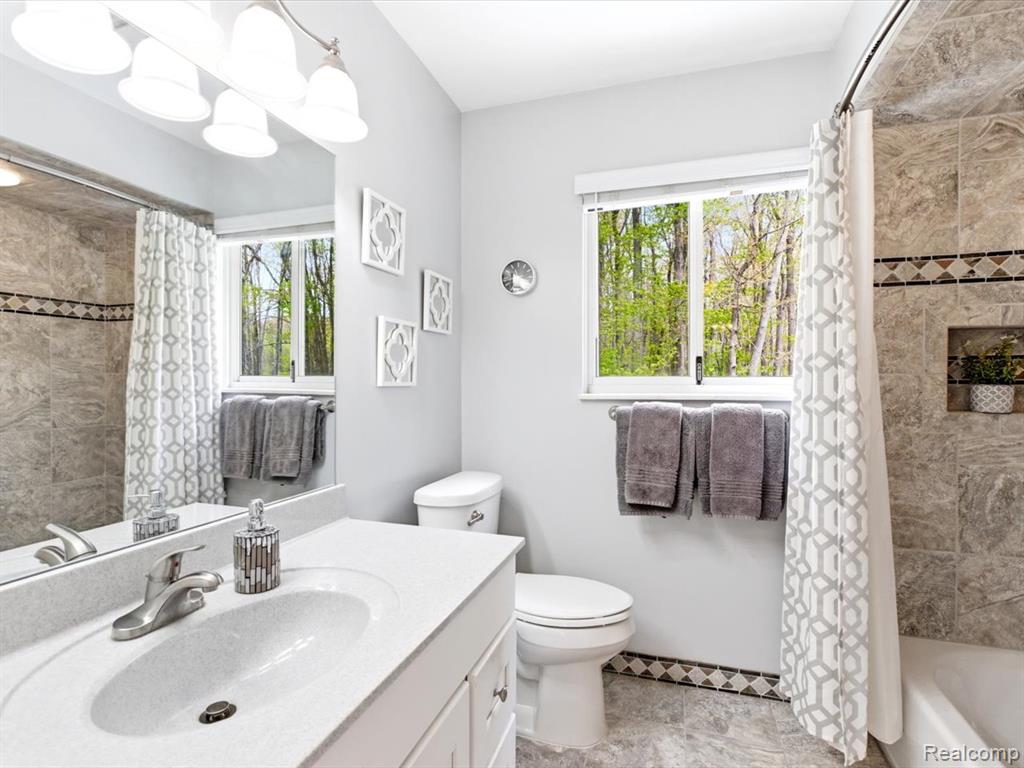 4174 Old Forge Drive, Fort Gratiot, MI 48059 — Photo 28