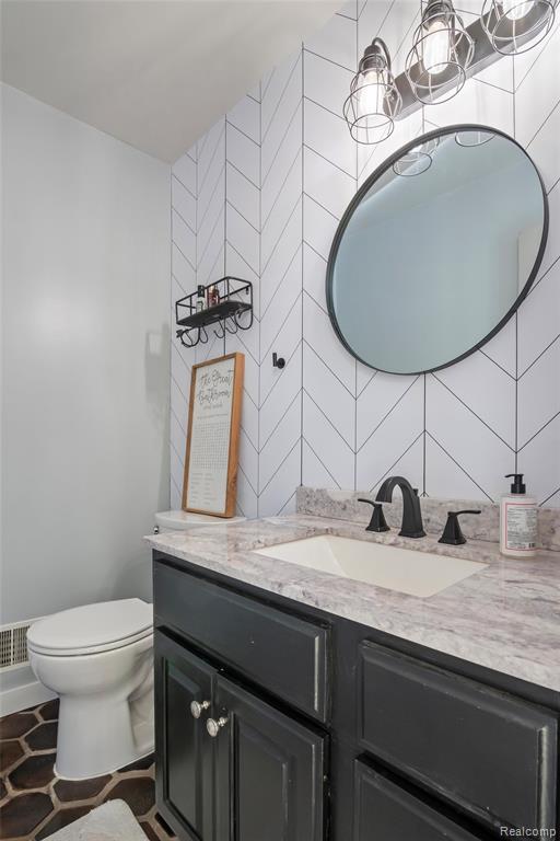 42085 Banbury Road, Northville, MI 48168 — Photo 19