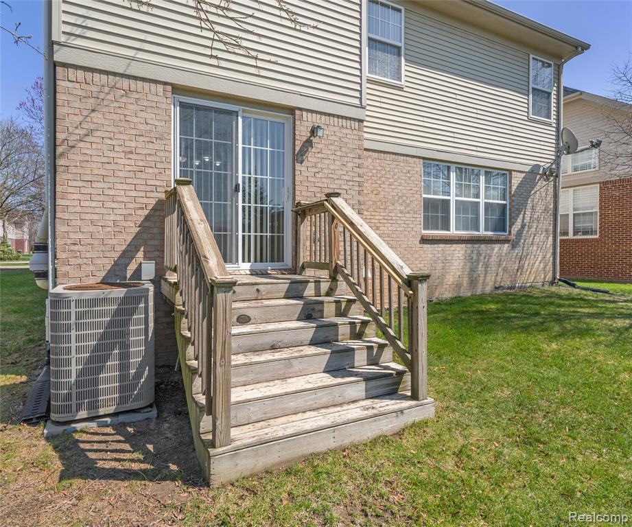 4090 Brighton Lane, 91, Canton, MI 48188 — Photo 62