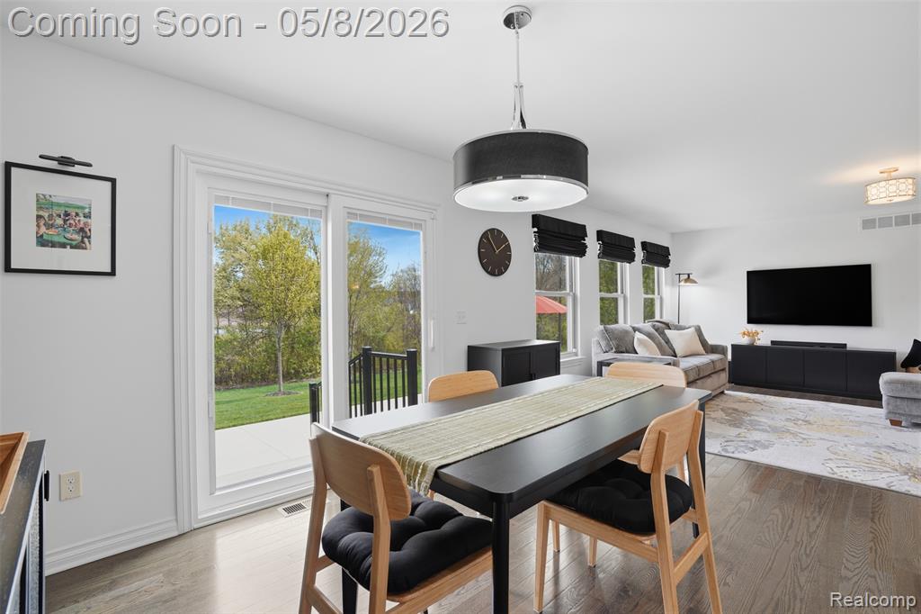 826 Kestrel Court, South Lyon, MI 48178 — Photo 12
