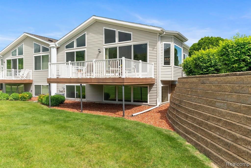 865 CRYSTAL Lane, Marysville, MI 48040 — Photo 52
