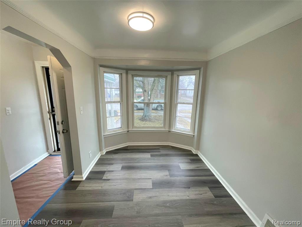 6037 Piedmont Street, Detroit, MI 48228 — Photo 9
