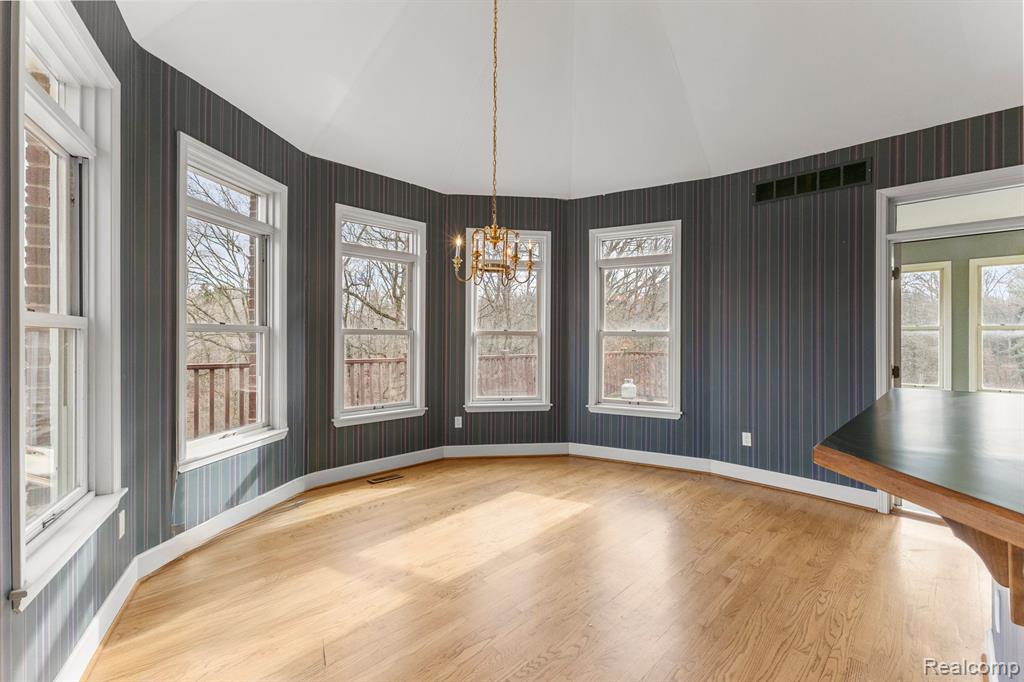 6555 WARREN Road, Ann Arbor, MI 48105 — Photo 29