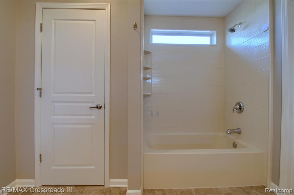 51134 FEDERAL Boulevard, Canton, MI 48188 — Photo 9