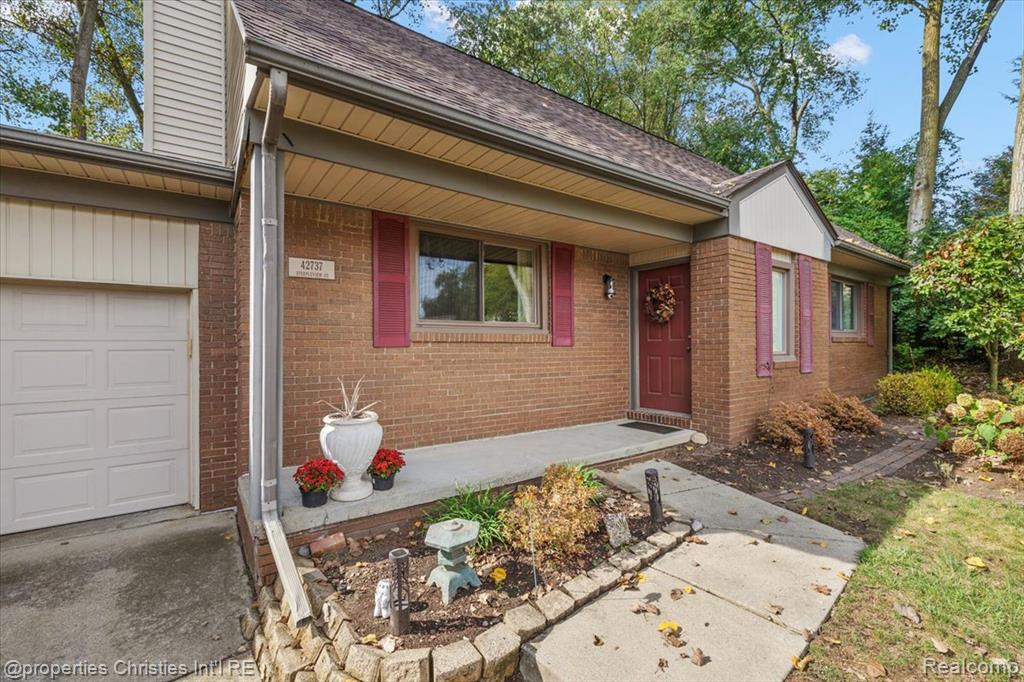 42737 Steepleview Court, Northville, MI 48168 — Photo 5