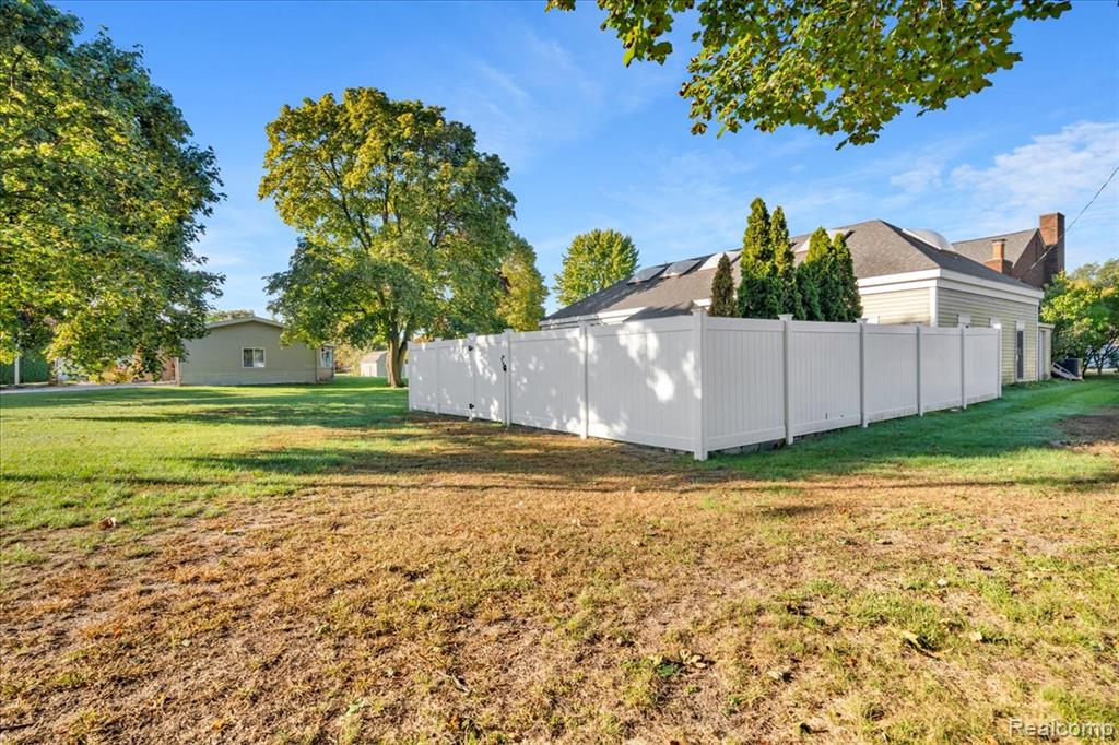 26 N Beck Street, Sebewaing, MI 48759 — Photo 11