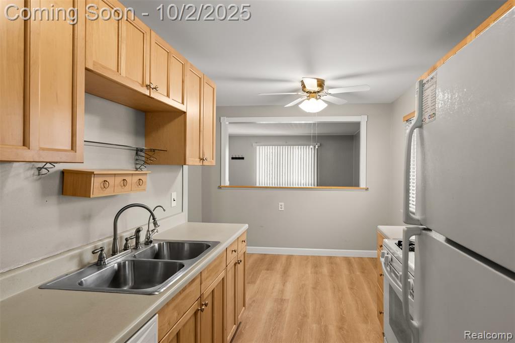 8610 Central, Center Line, MI 48015 — Photo 13