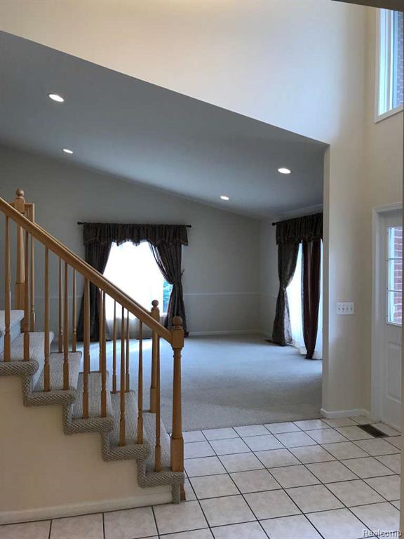 7782 Watford Drive, West Bloomfield, MI — Photo 13