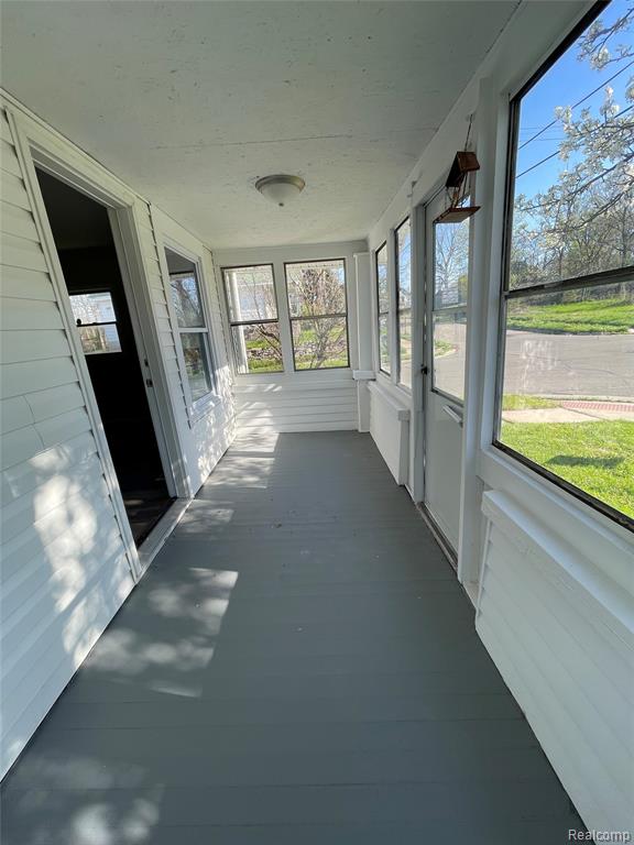 97 N ROSELAWN Street, Pontiac, MI 48342 — Photo 11