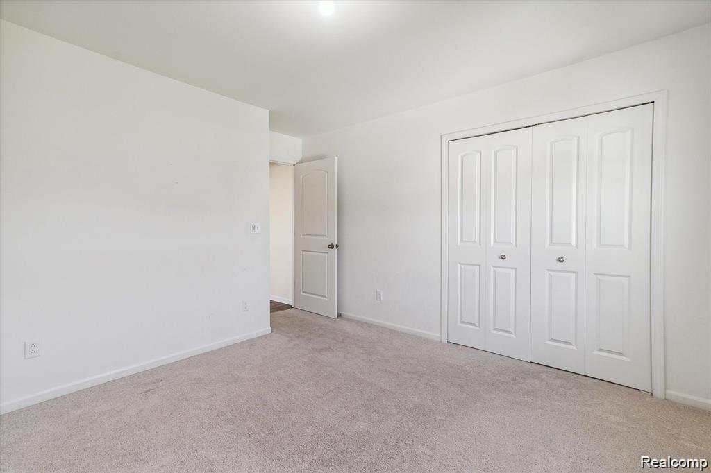 579 Fletcher Street, Wixom, MI — Photo 33