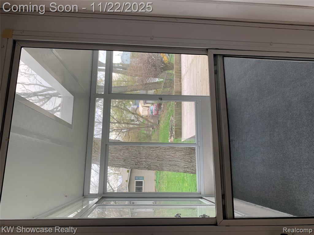 462 Algene Street, Lake Orion, MI 48362 — Photo 5