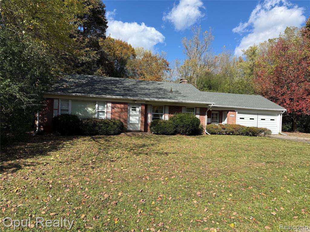 42550 Clemons Drive, Plymouth, MI 48170 — Photo 2