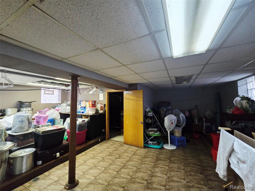 3376 Holbrook Street, Hamtramck, MI 48212 — Photo 24