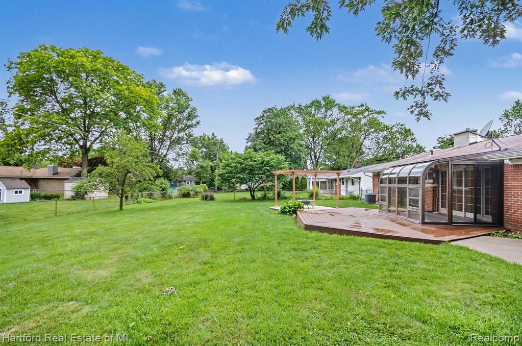 41131 S McMahon Circle, Novi, MI — Photo 8