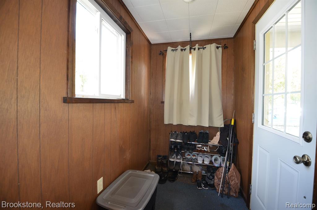 10083 HEGEL Road, Goodrich Vlg, MI — Photo 41