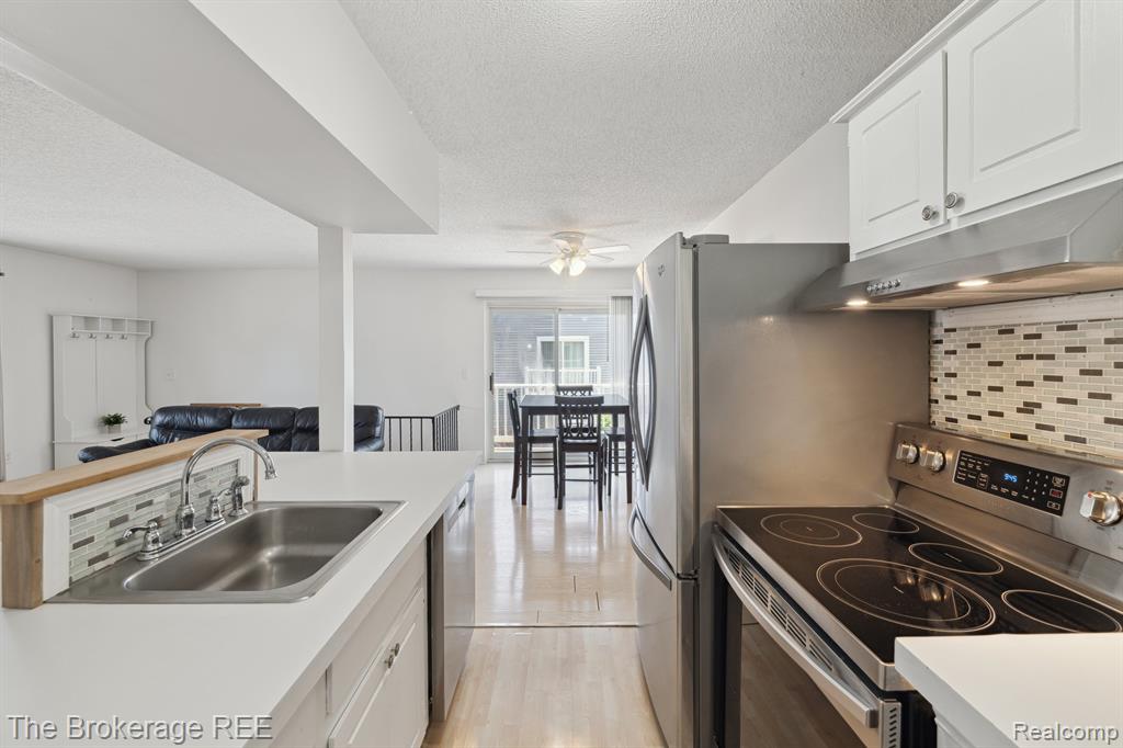 9451 Parkwood N, Davison, MI 48423 — Photo 19