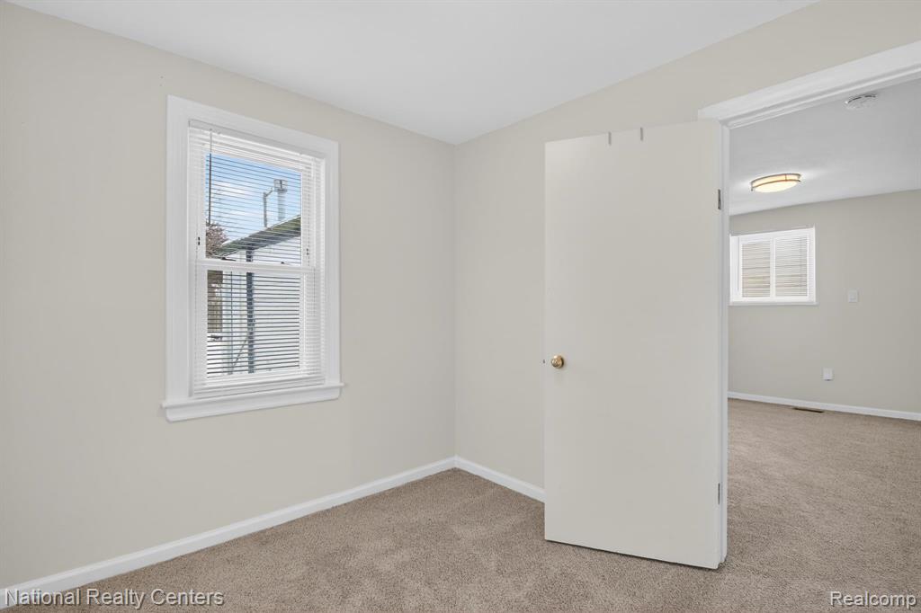 5672 N Linville Street, Westland, MI — Photo 17