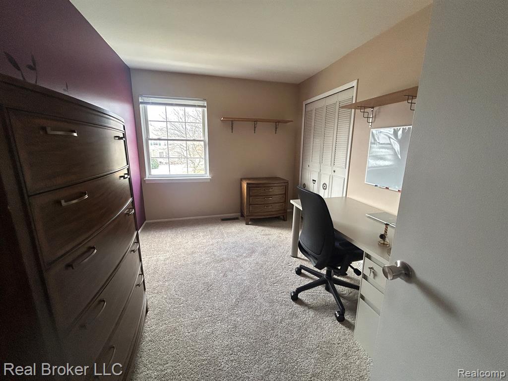 236 AQUEDUCT Drive, 81, Walled Lake, MI 48390 — Photo 17