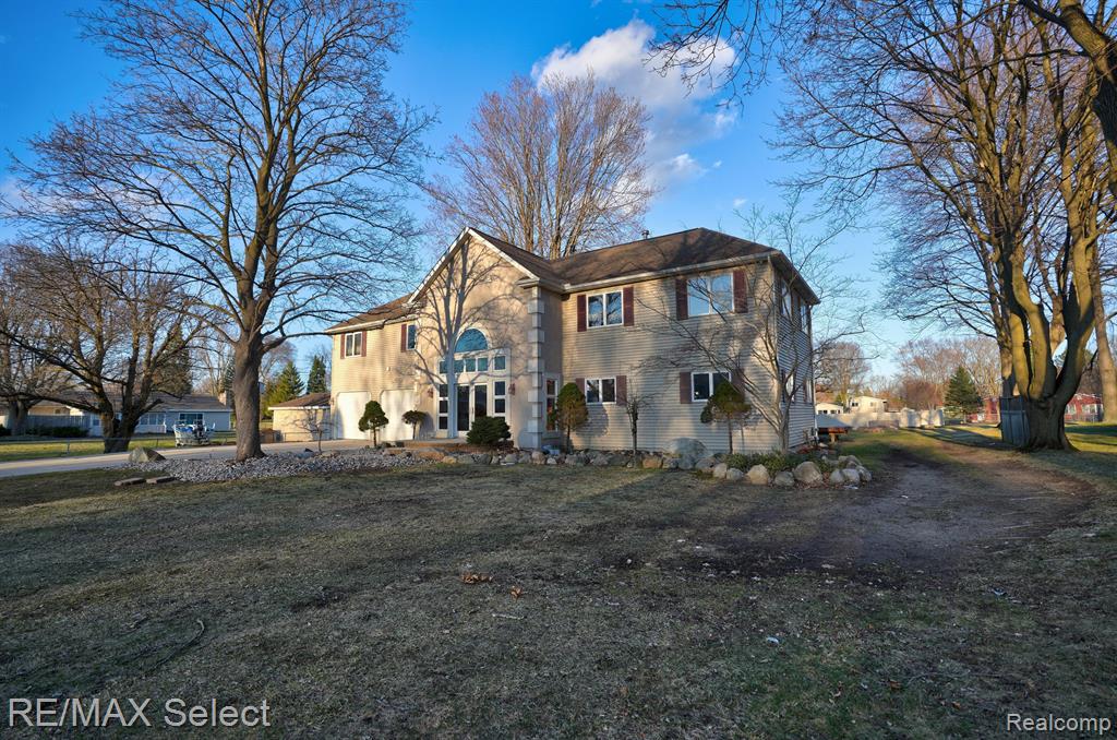 4196 LARK Lane, Flint, MI 48506 — Photo 4
