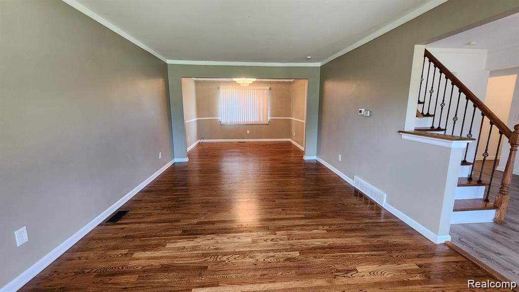 422 Boutell Drive, Grand Blanc, MI 48439 — Photo 3