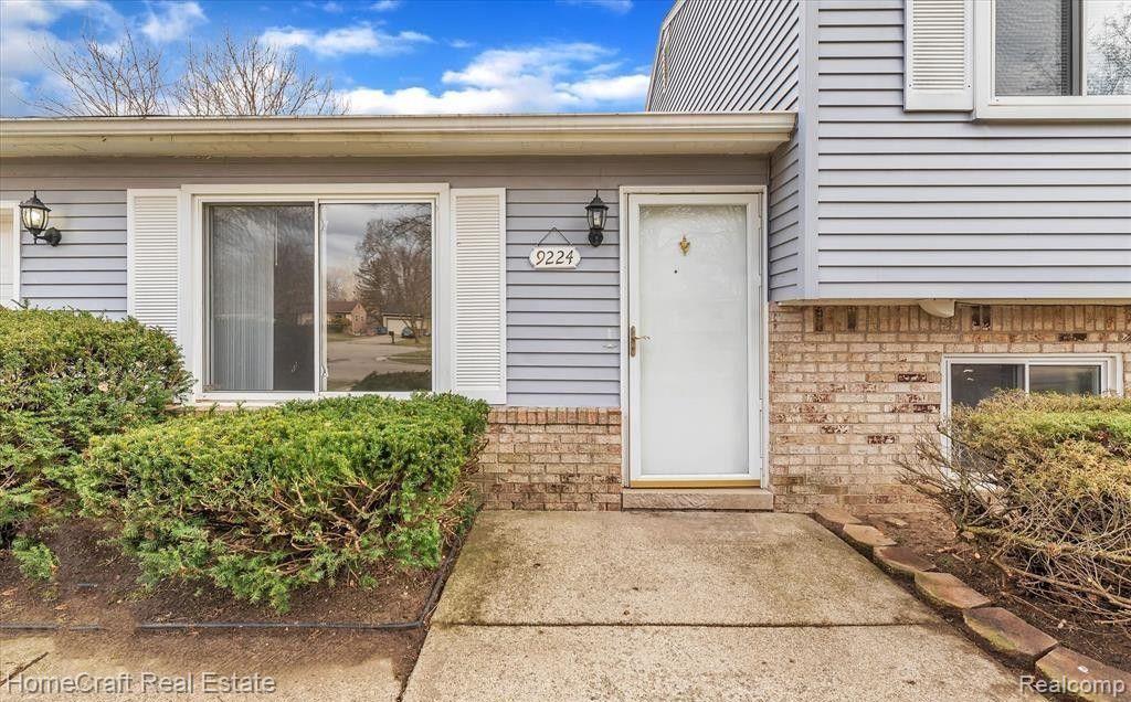 9224 PANAMA Avenue, Ypsilanti, MI 48198 — Photo 3