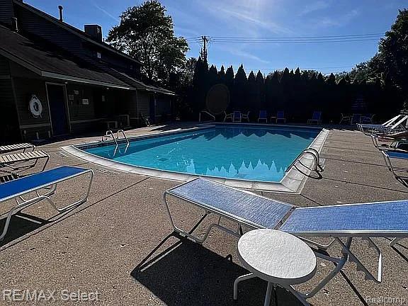 250 Briarcrest Drive, 129, Ann Arbor, MI 48104 — Photo 7